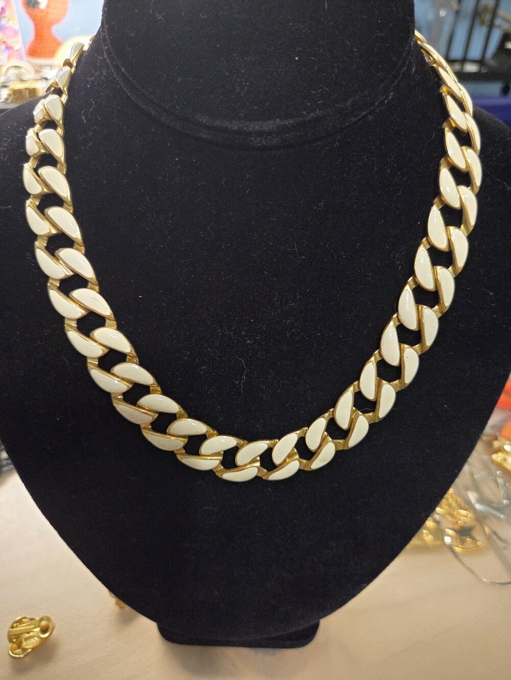 Vintage Roman Cream Enamel Gold Tone Necklace & Clip Earrings Set 18”